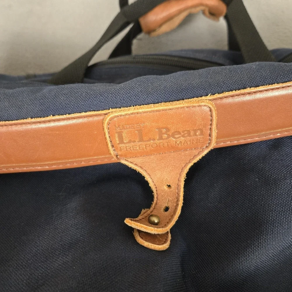 Vtg L.L. Bean Canvas Leather Duffle Bag W/Shoulder Strap+tag 22x12x10